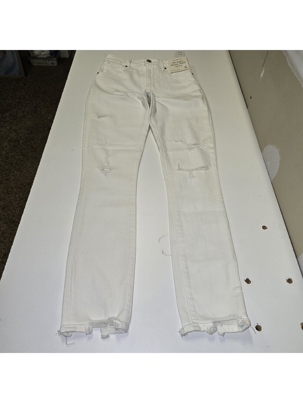 Abercrombie & Fitch Super Skinny Ankle High Rise Distressed Jeans NWT 24 00 R